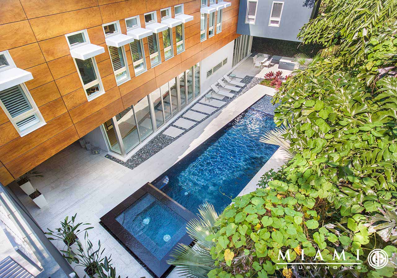 Aerial-View-of-Hammock-House-Pool